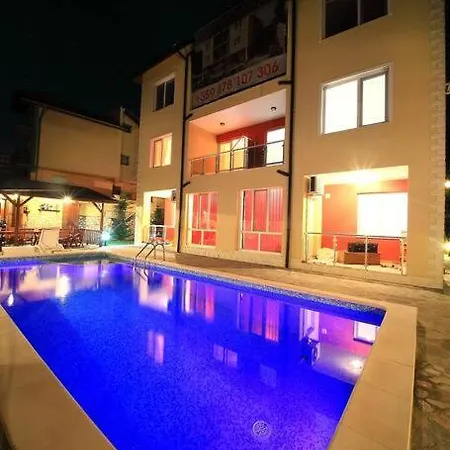 2bedroom Xlargedeluxeduplexes In Panoramic Roof *